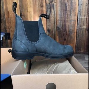 NEW Blundstone women’s boots